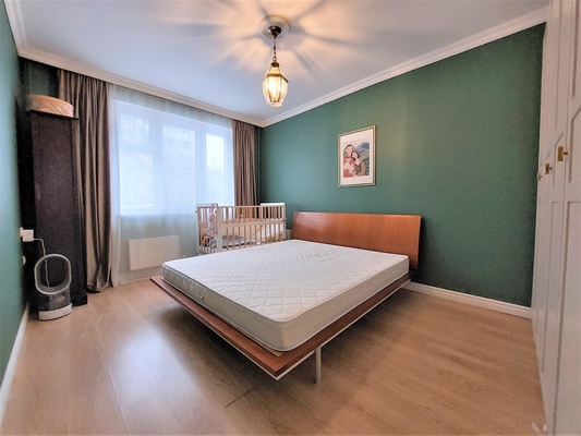 Продам трехкомнатную (3-комн.) квартиру, Академика Комарова ул, 3к2, Москва г