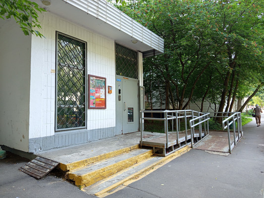 Продам однокомнатную (1-комн.) квартиру, Сапёрный проезд, 13, Москва г