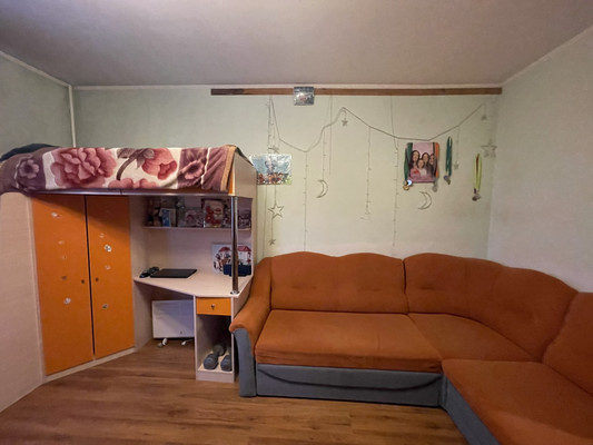 Продам двухкомнатную (2-комн.) квартиру, Юбилейный пр-кт, 5, Химки г