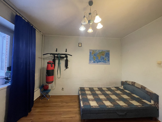 Продам двухкомнатную (2-комн.) квартиру, Юбилейный пр-кт, 5, Химки г