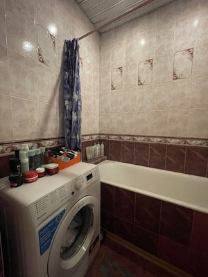 Продам двухкомнатную (2-комн.) квартиру, Юбилейный пр-кт, 5, Химки г