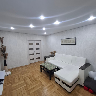 Продам трехкомнатную (3-комн.) квартиру, Зорге ул, 27/3, Ростов-на-Дону г