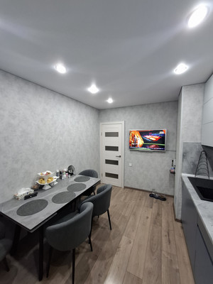 Продам трехкомнатную (3-комн.) квартиру, Зорге ул, 27/3, Ростов-на-Дону г