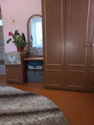 Продам многокомнатную квартиру, Октябрьская ул, 27, Лаванда п