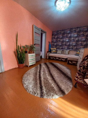 Продам многокомнатную квартиру, Октябрьская ул, 27, Лаванда п