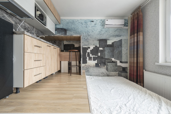 Продам однокомнатную (1-комн.) квартиру, Эйнштейна б-р, 1, Новоивановское рп