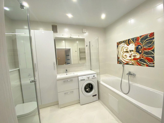 Продам двухкомнатную (2-комн.) квартиру, Шахматная ул, 2Б, Калининград г