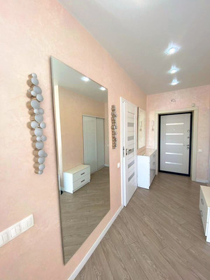 Продам двухкомнатную (2-комн.) квартиру, Шахматная ул, 2Б, Калининград г