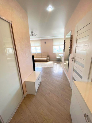 Продам двухкомнатную (2-комн.) квартиру, Шахматная ул, 2Б, Калининград г