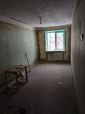 Продам двухкомнатную (2-комн.) квартиру, Центральная ул, 13, Ботня д