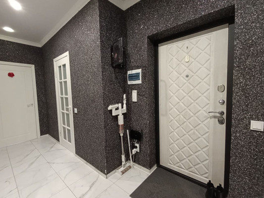 Продам однокомнатную (1-комн.) квартиру, Шахматная ул, 1б, Калининград г