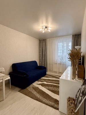 Продам однокомнатную (1-комн.) квартиру, Воронцовский б-р, 7, Мурино п