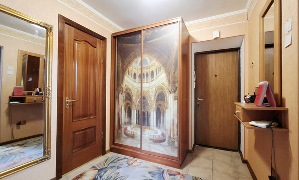 Продам двухкомнатную (2-комн.) квартиру, Фрунзенское шоссе ул, 6, Партенит пгт