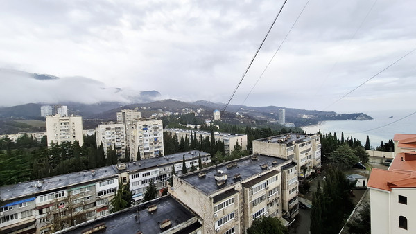 Продам двухкомнатную (2-комн.) квартиру, Фрунзенское шоссе ул, 6, Партенит пгт