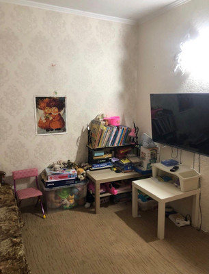 Продам двухкомнатную (2-комн.) квартиру, Каспарова ул, 8, Армавир г