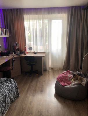 Продам двухкомнатную (2-комн.) квартиру, Каспарова ул, 8, Армавир г