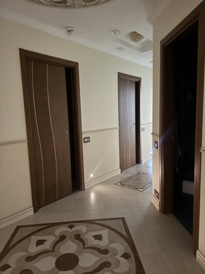 Продам трехкомнатную (3-комн.) квартиру, Ярцевская ул, 27к1, Москва г