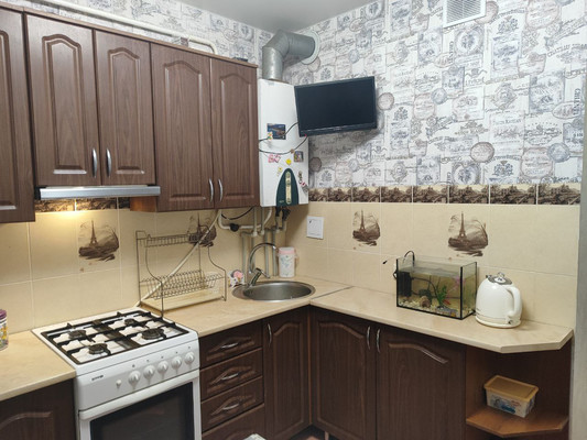 Продам двухкомнатную (2-комн.) квартиру, Победы ул, 25, Залесье с