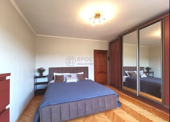 Продам трехкомнатную (3-комн.) квартиру, Косыгина ул, 5, Москва г