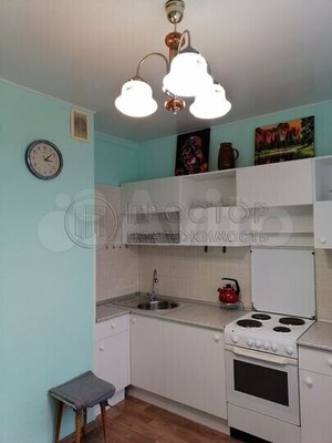 Продам трехкомнатную (3-комн.) квартиру, Профсоюзная ул, 128, Москва г