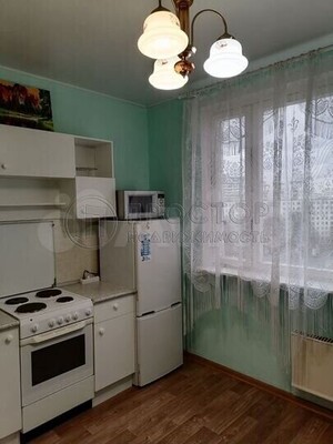 Продам трехкомнатную (3-комн.) квартиру, Профсоюзная ул, 128, Москва г