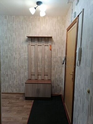 Продам трехкомнатную (3-комн.) квартиру, Профсоюзная ул, 128, Москва г