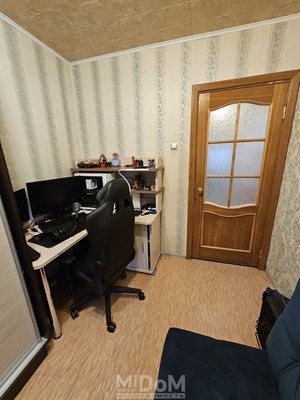 Продам трехкомнатную (3-комн.) квартиру, Бутлерова ул, 13, Санкт-Петербург г