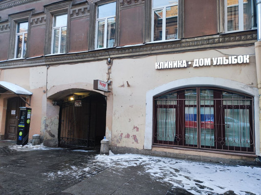 Продам трехкомнатную (3-комн.) квартиру, Рубинштейна ул, 25А, Санкт-Петербург г