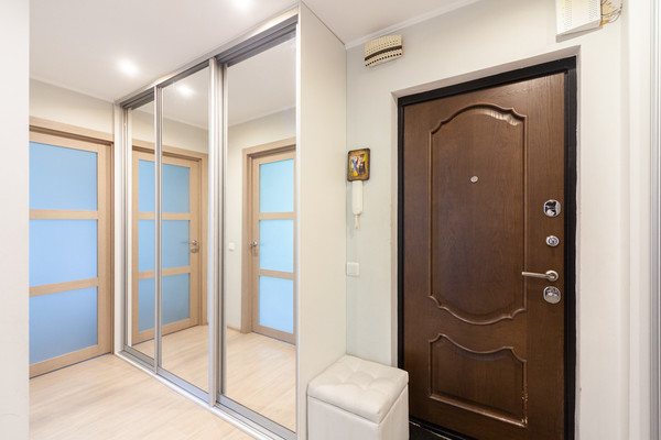 Сдам трехкомнатную (3-комн.) квартиру, Кленовый б-р, 10к1, Москва г