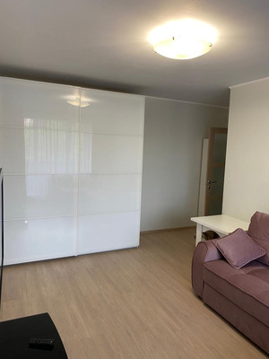 Сдам трехкомнатную (3-комн.) квартиру, Кленовый б-р, 10к1, Москва г