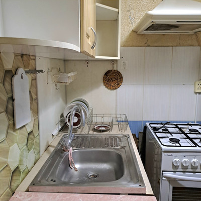 Продам двухкомнатную (2-комн.) квартиру, Санаторская ул, 10г, Тайцы гп