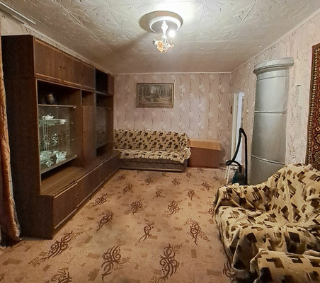 Продам двухкомнатную (2-комн.) квартиру, Санаторская ул, 10г, Тайцы гп