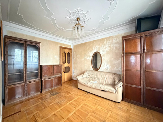 Продам трехкомнатную (3-комн.) квартиру, Шогенцукова пр-кт, 34, Нальчик г