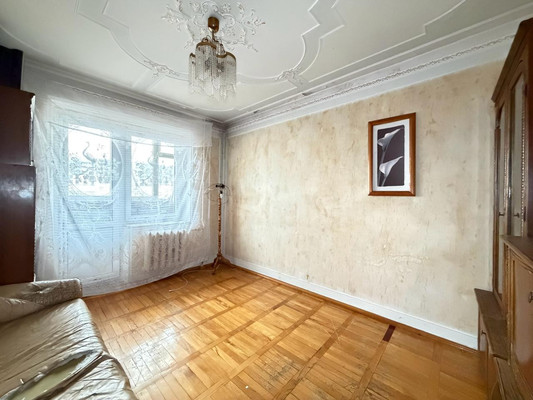 Продам трехкомнатную (3-комн.) квартиру, Шогенцукова пр-кт, 34, Нальчик г