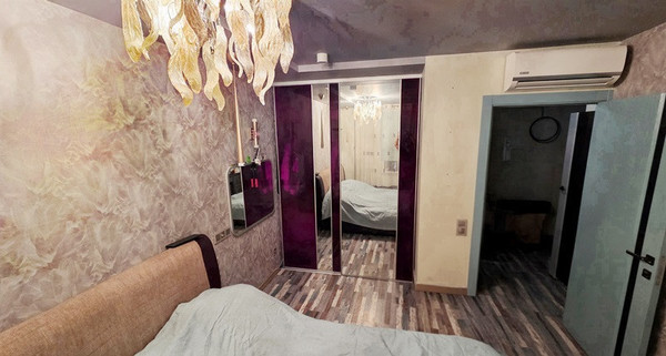 Продам трехкомнатную (3-комн.) квартиру, Академика Королева ул, 34, Казань г