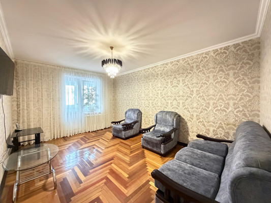 Сдам двухкомнатную (2-комн.) квартиру, 2-й Таманской Дивизии ул, 63, Вольный Аул кп