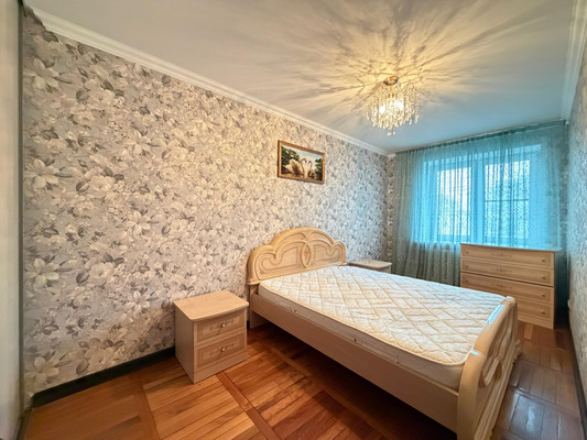 Сдам двухкомнатную (2-комн.) квартиру, 2-й Таманской Дивизии ул, 63, Вольный Аул кп