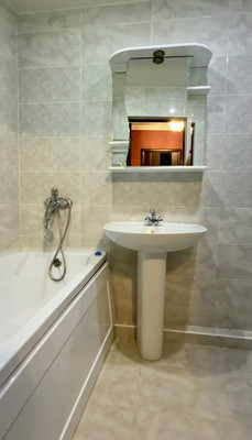 Сдам двухкомнатную (2-комн.) квартиру, 2-й Таманской Дивизии ул, 63, Вольный Аул кп