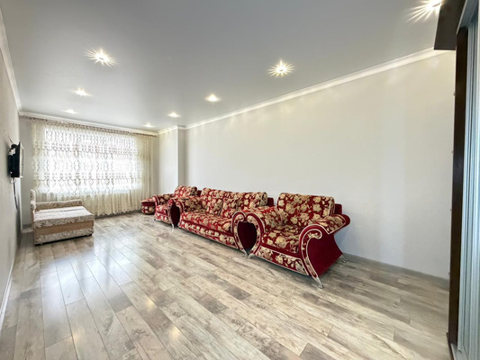 Сдам однокомнатную (1-комн.) квартиру, Профсоюзная ул, 226, Вольный Аул кп