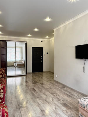 Сдам однокомнатную (1-комн.) квартиру, Профсоюзная ул, 226, Вольный Аул кп