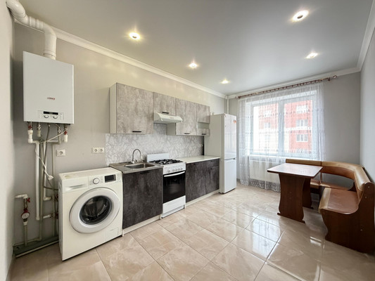 Сдам однокомнатную (1-комн.) квартиру, Профсоюзная ул, 226, Вольный Аул кп