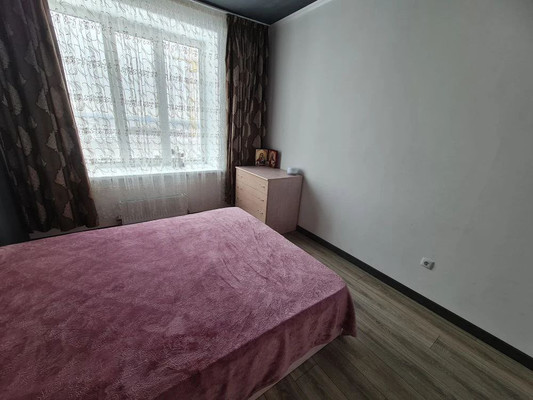 Продам однокомнатную (1-комн.) квартиру, Перспективная ул, 2А, Рыбное г