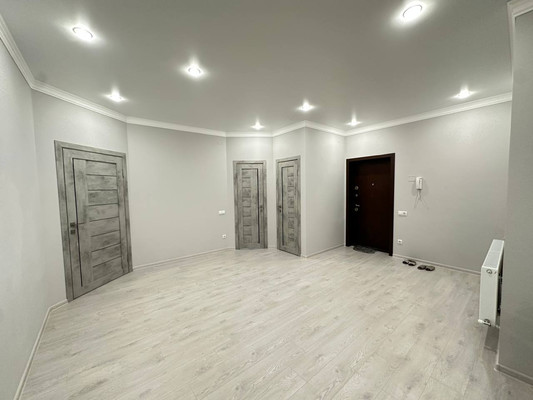 Продам трехкомнатную (3-комн.) квартиру, Эльбрусская ул, 19кб, Нальчик г