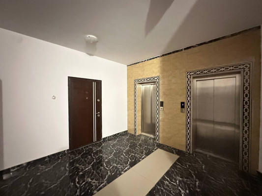 Продам трехкомнатную (3-комн.) квартиру, Эльбрусская ул, 19кб, Нальчик г