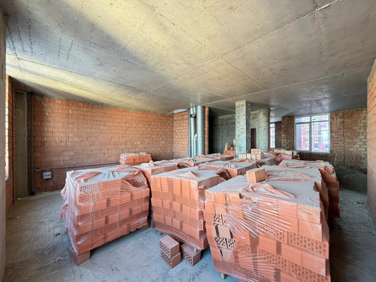 Продам трехкомнатную (3-комн.) квартиру, Байсултанова ул, 28, Нальчик г