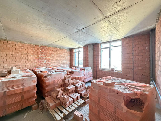 Продам трехкомнатную (3-комн.) квартиру, Байсултанова ул, 28, Нальчик г