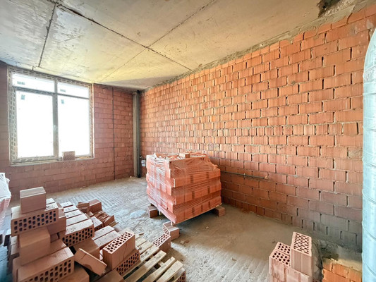 Продам трехкомнатную (3-комн.) квартиру, Байсултанова ул, 28, Нальчик г