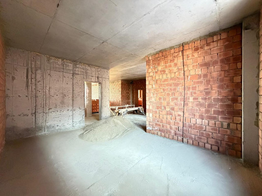 Продам трехкомнатную (3-комн.) квартиру, Байсултанова ул, 28, Нальчик г