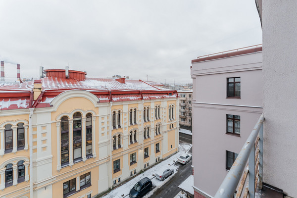 Продам двухкомнатную (2-комн.) квартиру, Карташихина ул, 5, Санкт-Петербург г