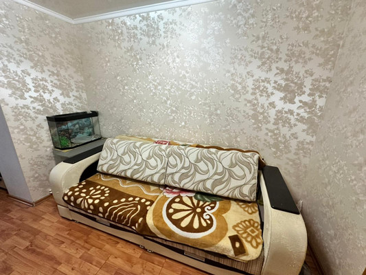 Продам трехкомнатную (3-комн.) квартиру, Гагарина ул, 25, Парковый п